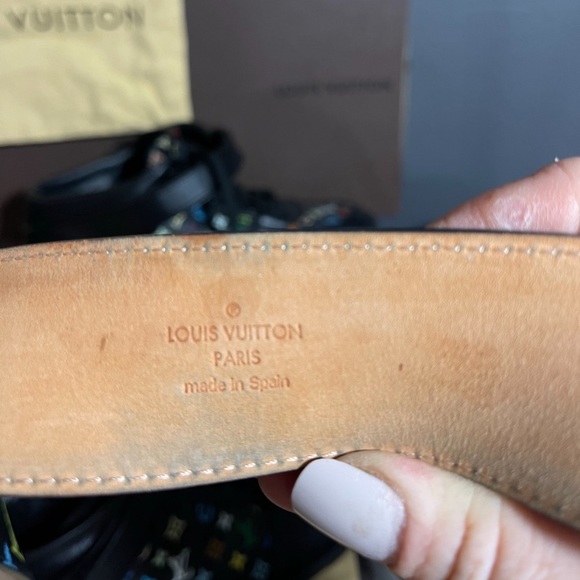 LIMITED EDITION- Louis Vuitton Multicolor monogram Studded black belt - Picture 4 of 4